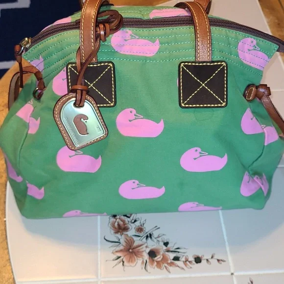 Dooney & Bourke-Green and Pink Vintage Purse Pre-loved. - Picture 3 of 16